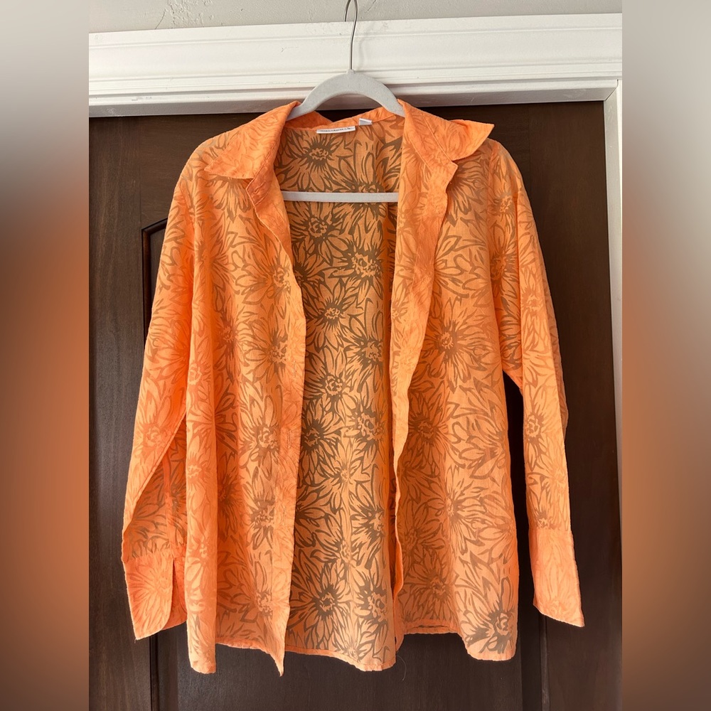 SUSAN GRAVER, Crinkle Textured Collared Button Up Top, Orange, Size: S